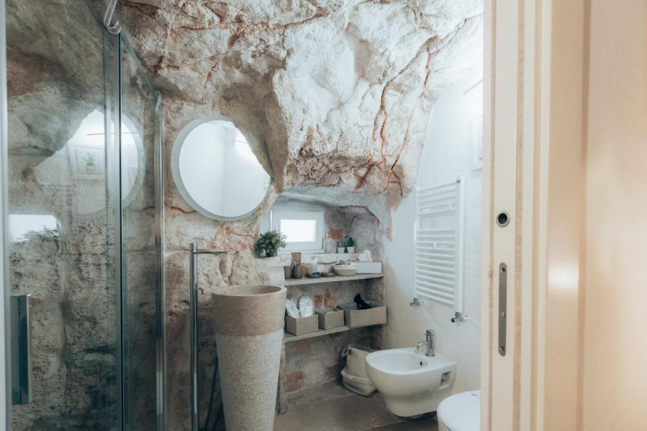 Grotta Carlotta Bed & Breakfast Ostuni Bagian luar foto