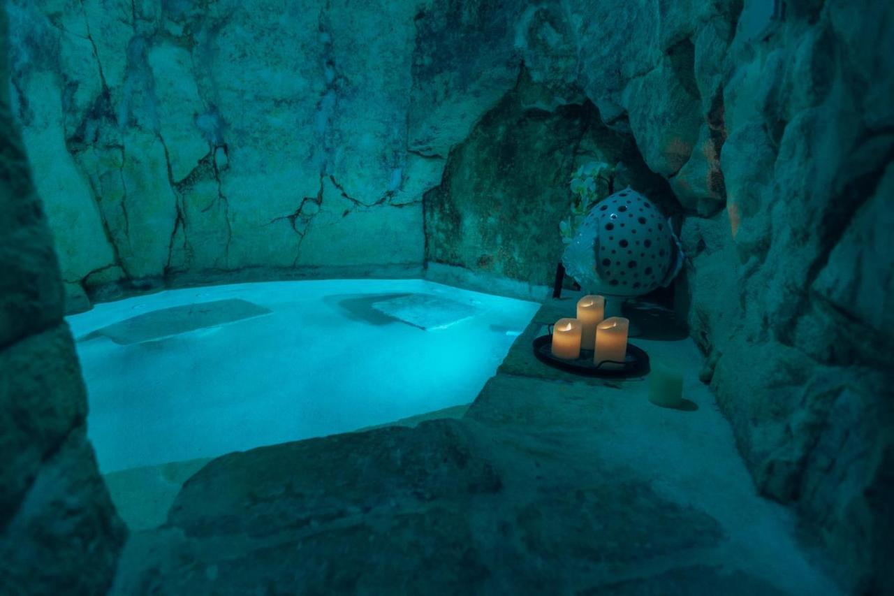 Grotta Carlotta Bed & Breakfast Ostuni Bagian luar foto